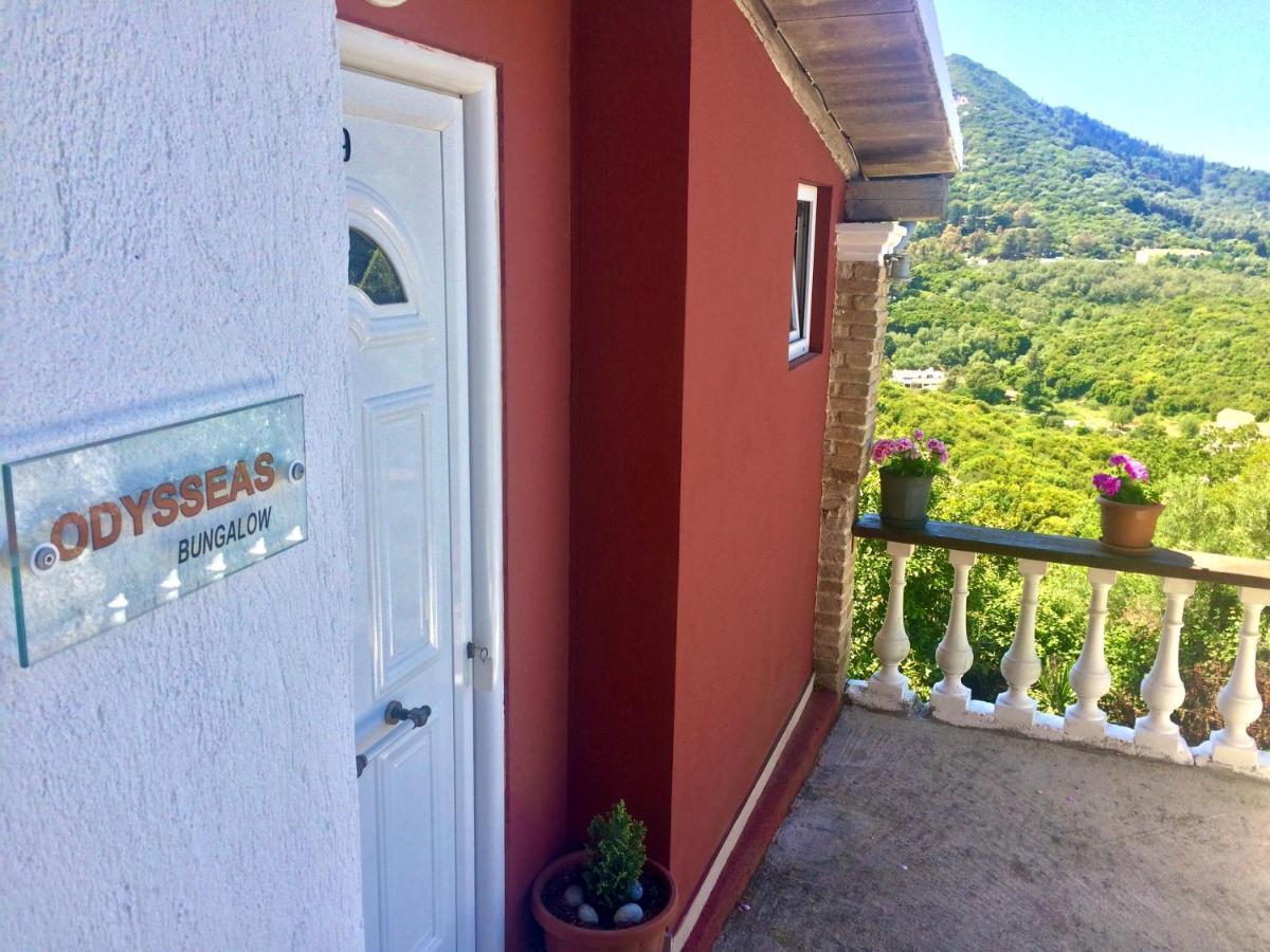 Ermones Odyssesas Bungalow Vátos エクステリア 写真